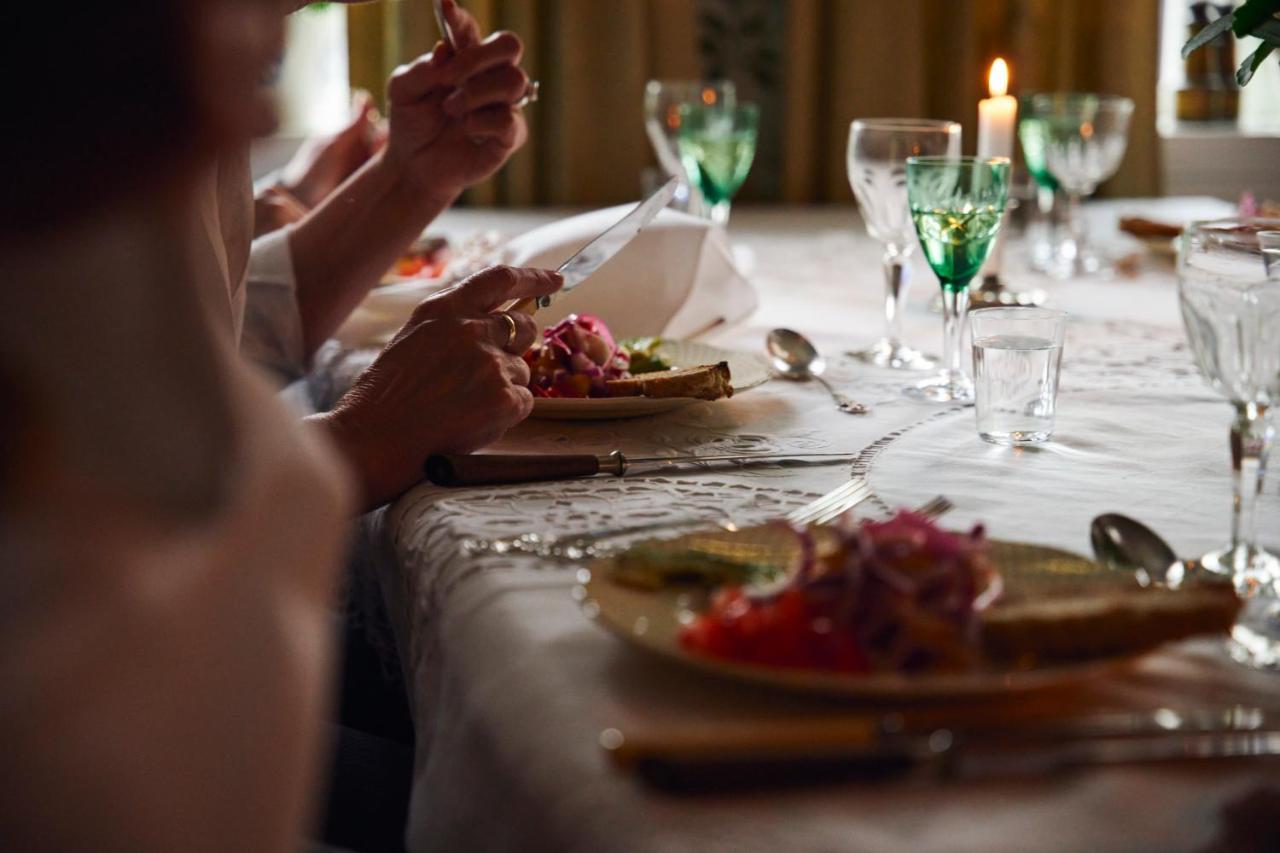 Heima I Stovu Hotel Hvalba Luaran gambar