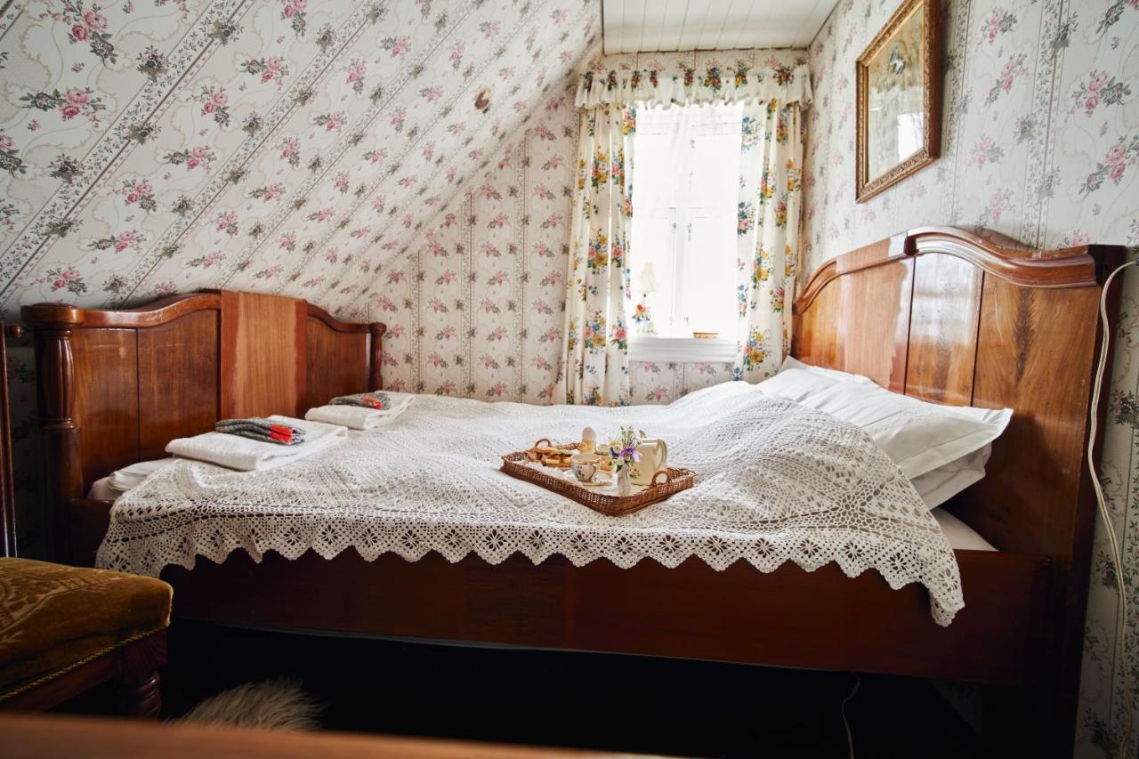 Heima I Stovu Hotel Hvalba Luaran gambar