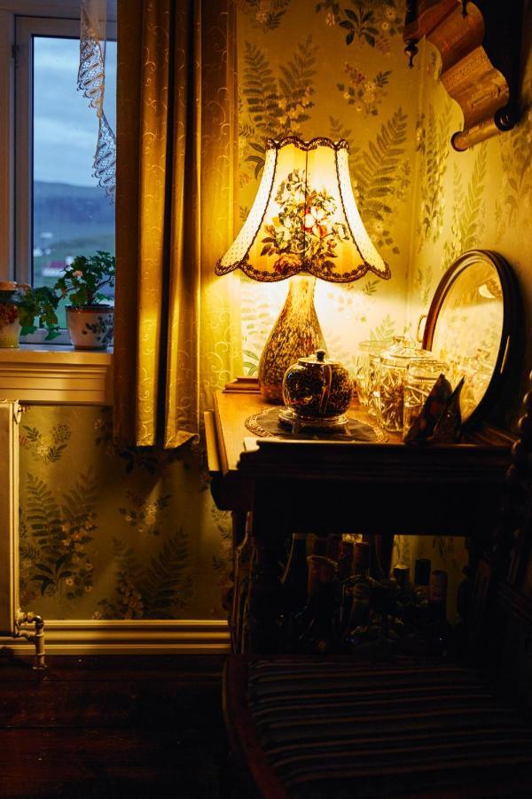Heima I Stovu Hotel Hvalba Luaran gambar