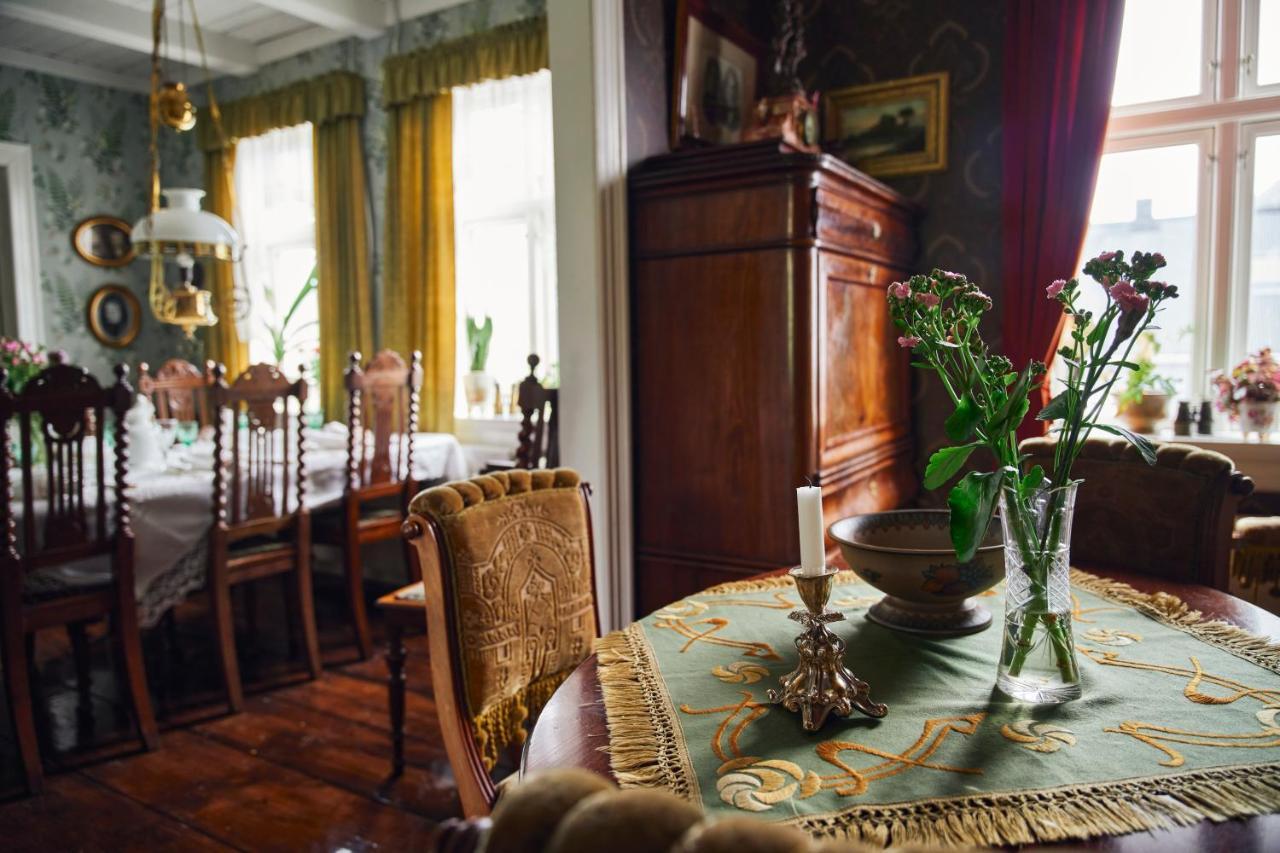 Heima I Stovu Hotel Hvalba Luaran gambar